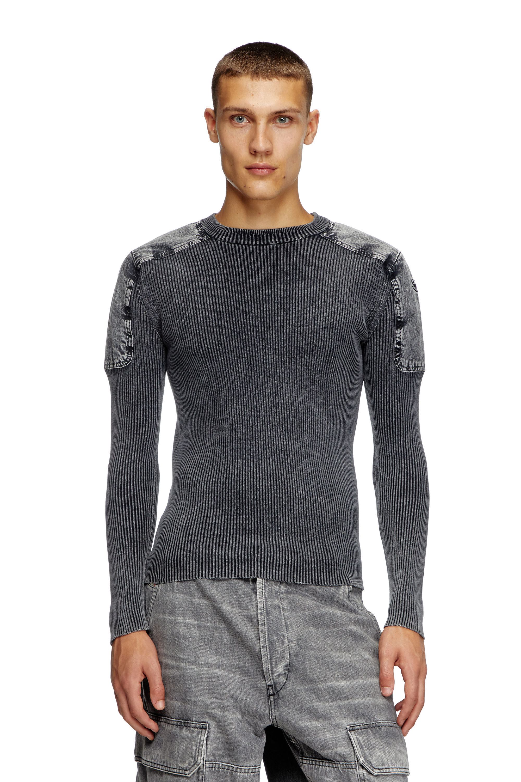 Diesel - K-MARTIN, Pull avec empiècements en denim sur les épaules Homme in Gris - 3