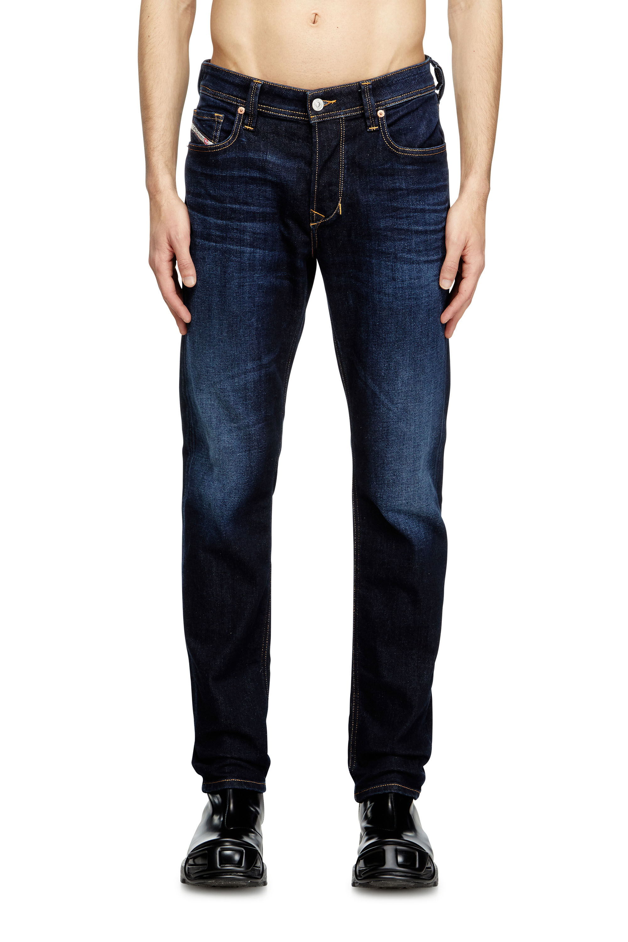 Diesel - Regular Jeans 1986 Larkee-Beex 009ZS Homme, Bleu Foncé - Image 3