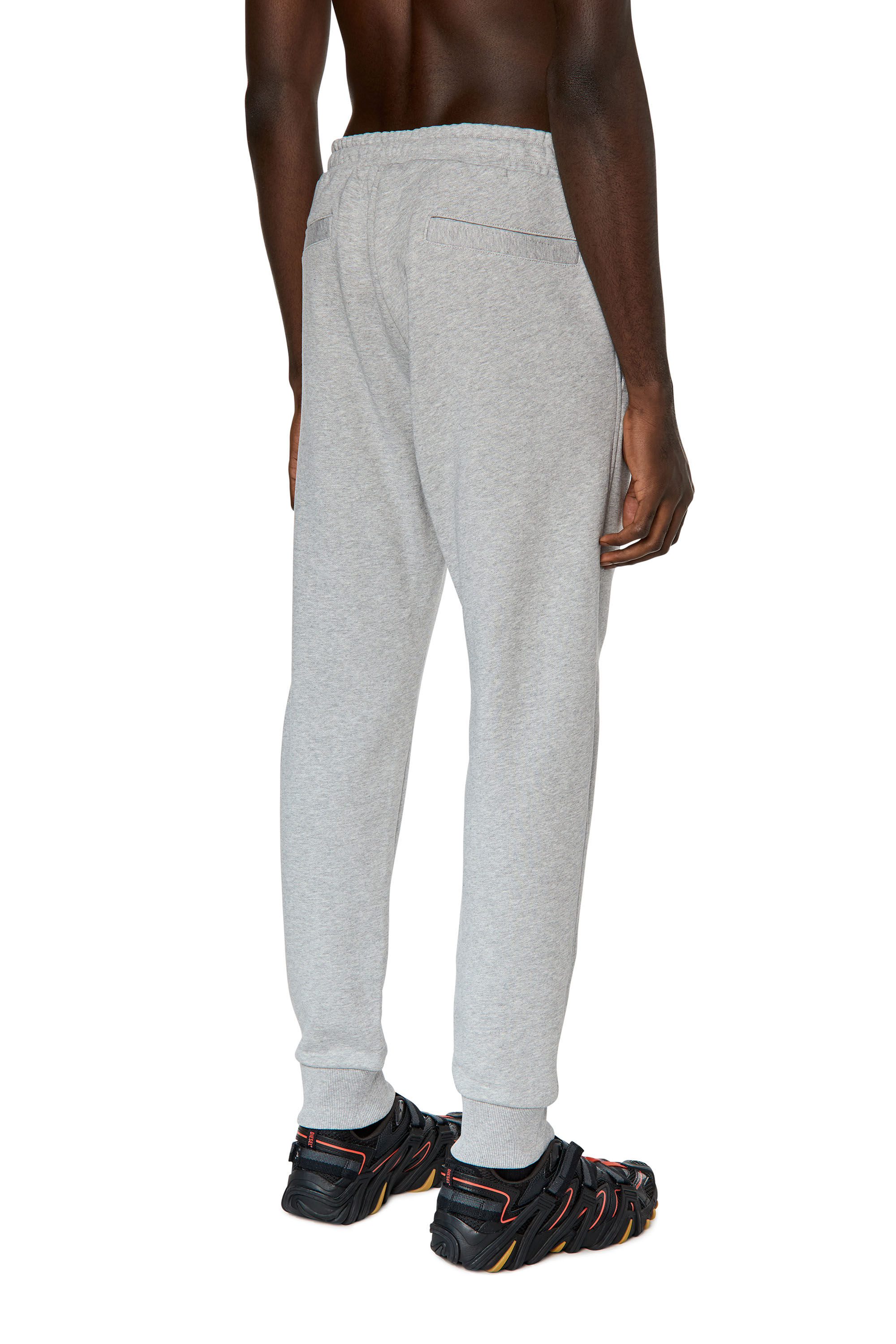 Diesel - P-TARY-DIV, Pantaloni tuta con logo ricamato Uomo in Grigio - 4
