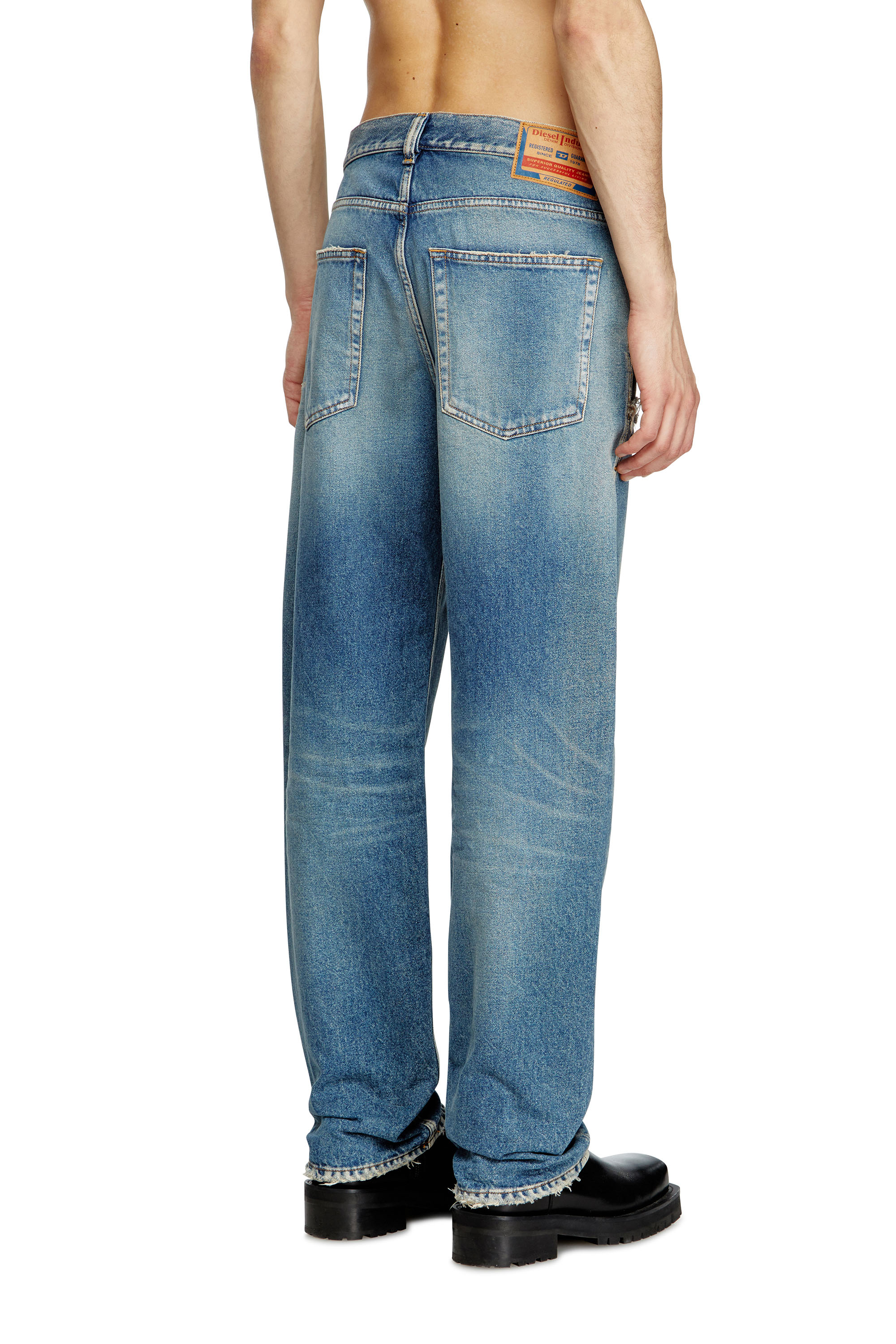 Diesel - Regular Jeans 2024 D-Macs 09L43 Uomo, Blu medio - Image 4