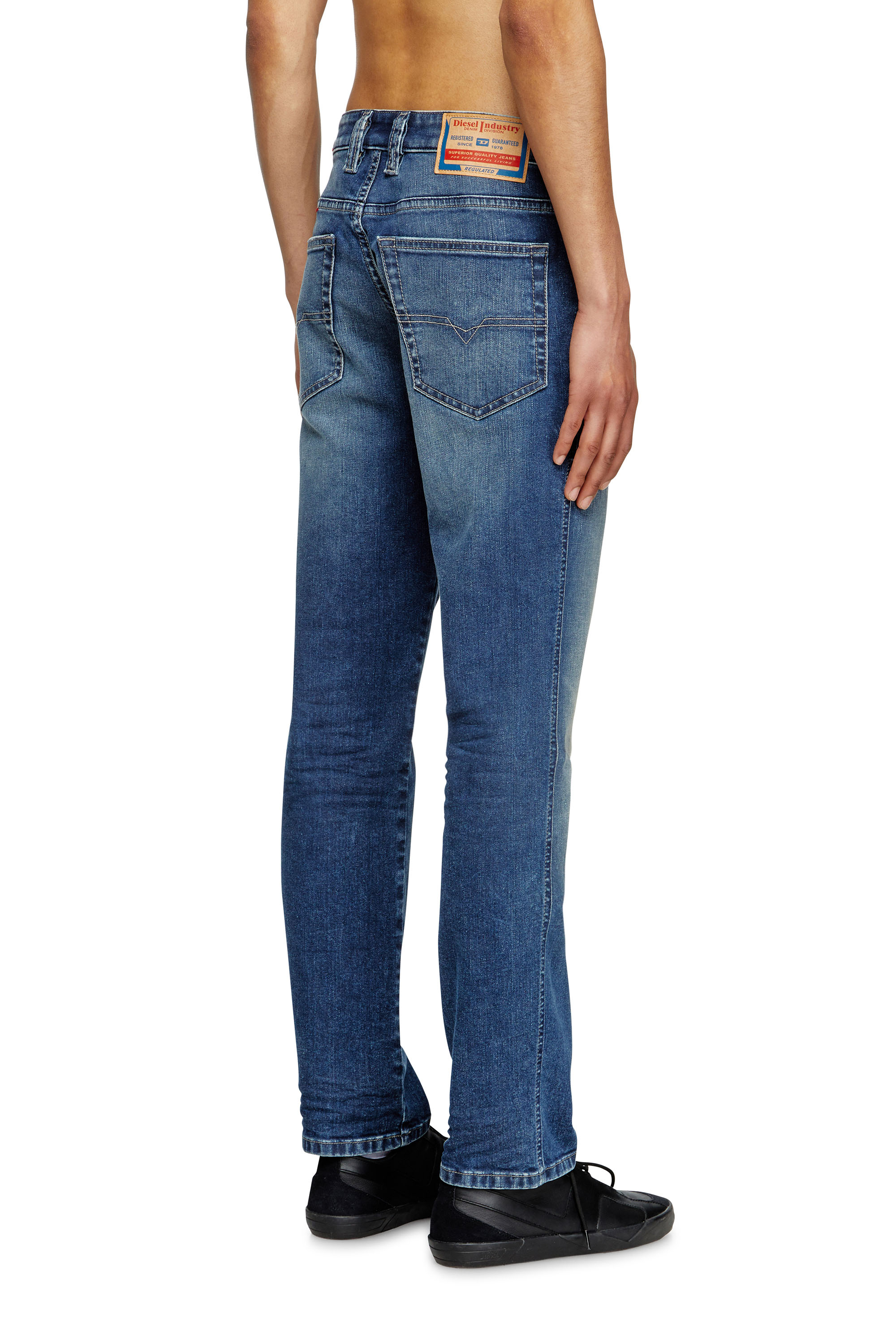 Diesel - Herren Slim Jeans 1993 D-Vyl 0DBEE, Mittelblau - 4