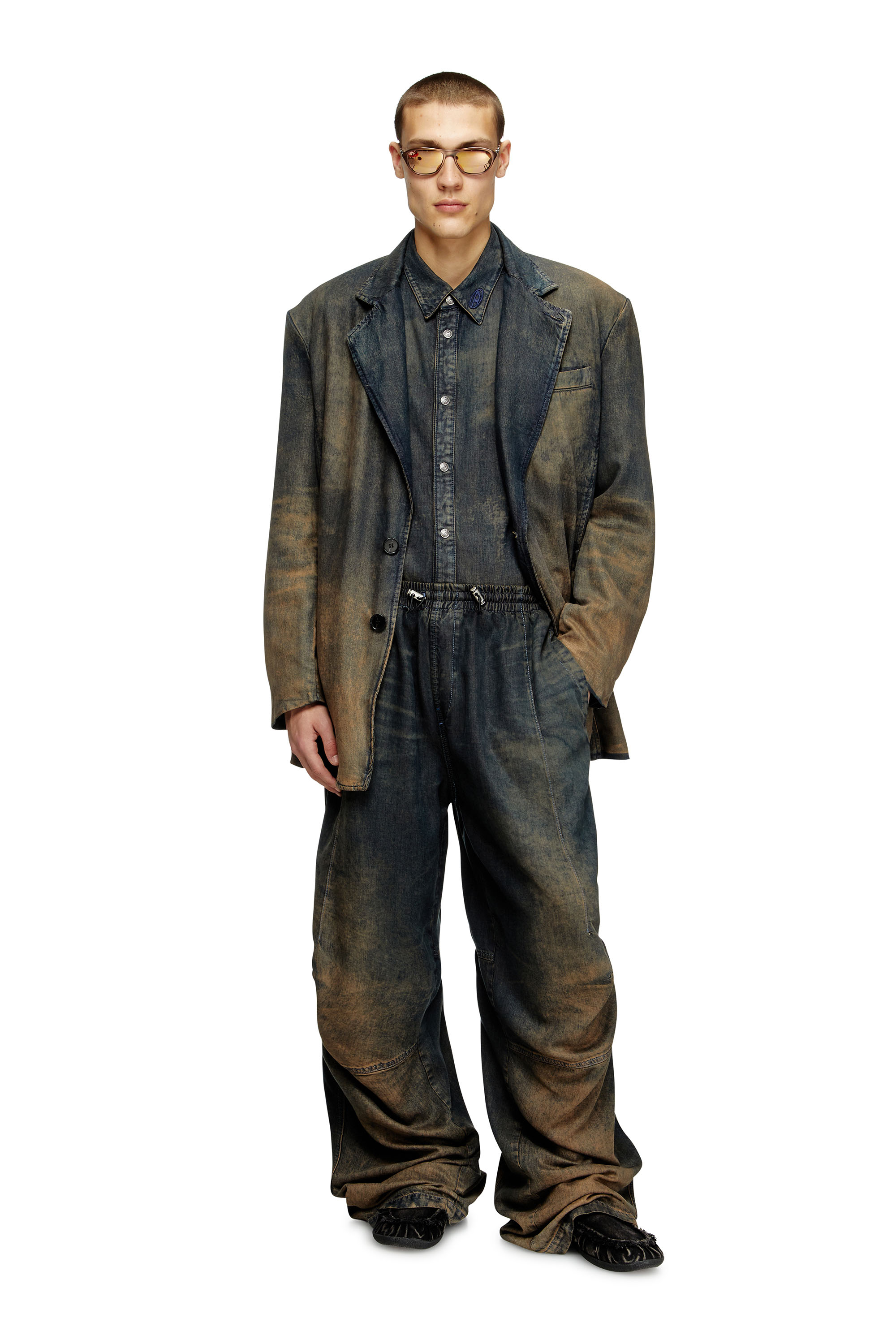 Diesel - Relaxed Jeans D-Pari 068TF Uomo, Blu Scuro - Image 1